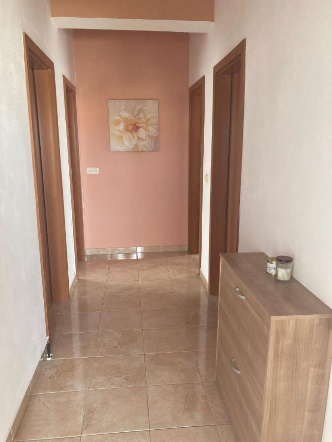 Apartment Danijela Vodice Exteriör bild